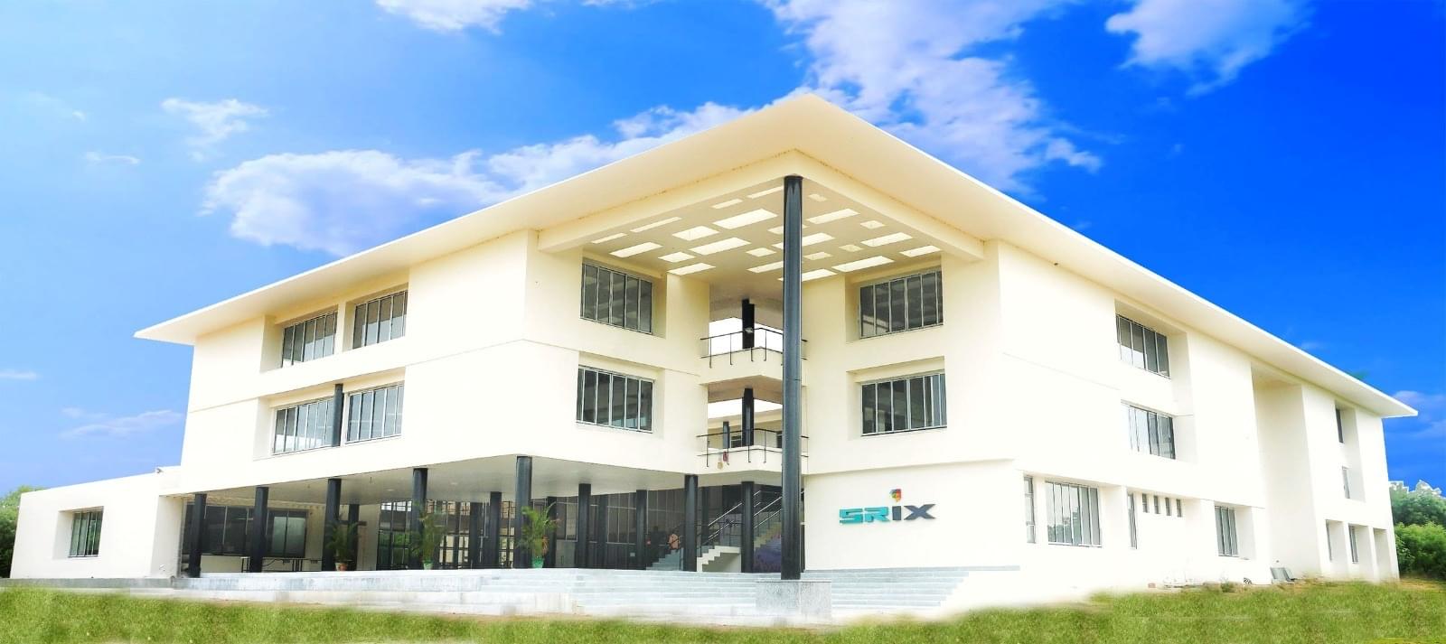 SR University Academic Building photo 6